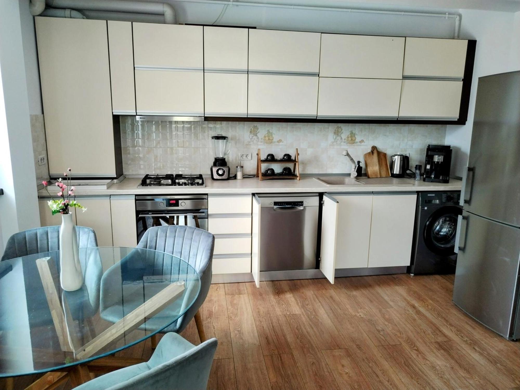 Exclusive Living Apartment ブカレスト エクステリア 写真