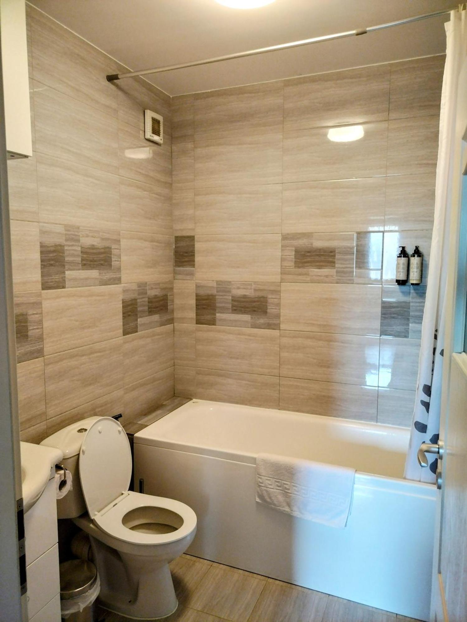 Exclusive Living Apartment ブカレスト エクステリア 写真